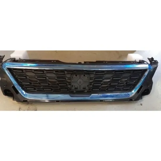 Grila Radiator SEAT IBIZA 5 2017-> Grila radiator completa cu ornament cromat Perioada 2017 2018 2019 2020 2021 2022