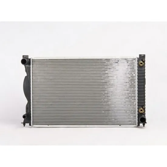 Radiator Motor AUDI A6 C6 2004->2011 Radiator apa motor 2.4-2.8-30-3.2 automatic (680x440) (MAHLE BEHR) Perioada 2008 2009 2010