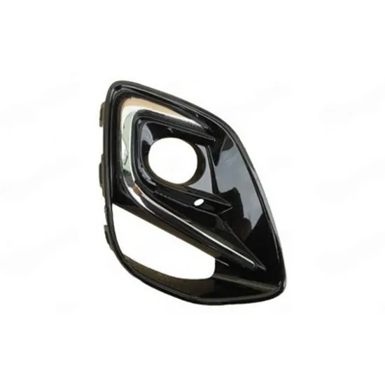 Grila Bara FORD PUMA 2019-> Grila bara fata (cu gaura Proiector) (cu bandou cromat) (BASIC) DREAPTA Perioada 2020 2021 2022 2023 2024 2025