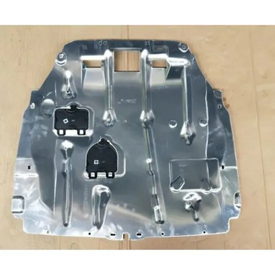 Scut Motor BMW 2 Active Tourer F45 2013-> Scut motor spate aluminiu (benzina diesel) Perioada 2014 2015 2016 2017