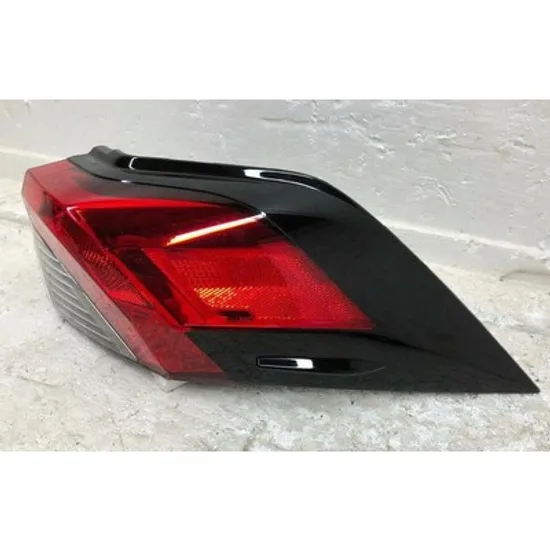 Stop Spate TOYOTA RAV 4 V 2018-> Lampa stop spate exterior cu LED DREAPTA Perioada 2018 2019 2020 2021 2022 2023