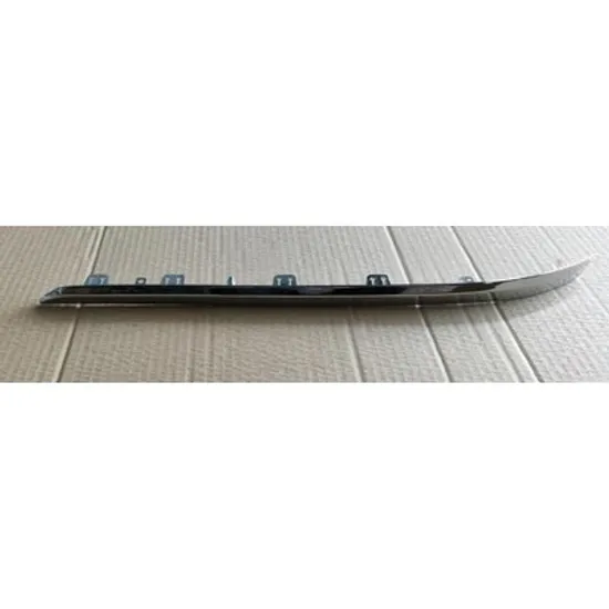Bandou Bara spate BMW 7 G11 2015-> Bandou Bara spate lateral cromat DREAPTA Perioada 2015 2016 2017 2018 2019