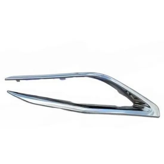 Bandou Spate PEUGEOT 308 3 2021-> Bandou Rama esapament spate (cromat) DREAPTA Perioada 2021 2022 2023 2024 2025