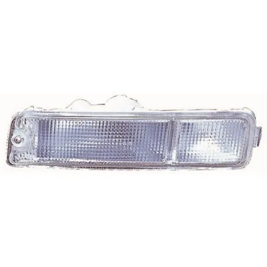 Lampa Fata MITSUBISHI L200 1996->2007 Lampa fata alb stanga Perioada 1996 1997 1998 1999 2000 2001 2002 2003 2004 2005 2006