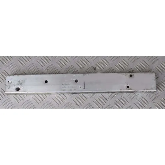 Suport Radiator MERCEDES B-CLASS W246 2011->2018 Suport radiator inferior aluminiu STANGA Perioada 2014 2015 2016 2017 2018 2019