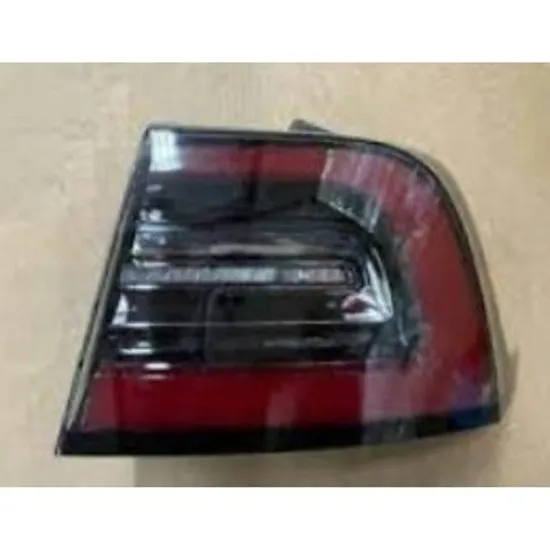 Stop Spate TESLA MODEL 3 2017-> Lampa stop spate exterior LED (E) DREAPTA Perioada 2017 2018 2019 2020 2021 2022 2023