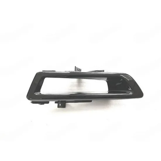 Ornament Proiector LAND ROVER DISCOVERY SPORT 2014-> Rama proiector vopsit negru STANGA Perioada 2014 2015 2016 2017 2018 2019