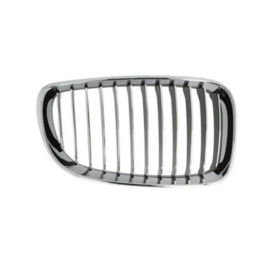 Grila Radiator BMW 1 E81 2006->2011 Grila radiator dreapta, negru/crom/crom 2007-> Perioada 2007 2008 2009 2010 2011