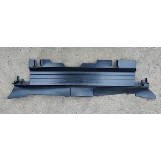 Acoperire radiator MERCEDES E-CLASS W213 2016-> Deflector radiator inferioara Perioada 2016 2017 2018 2019 2020