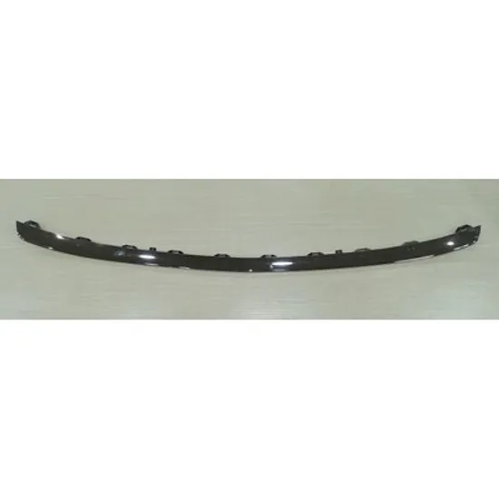 Ornament Grila MERCEDES E-CLASS W212 2009->2015 Bandou Grila bara fata inferioara (cromat) TRIM Perioada 2013 2014 2015 2016