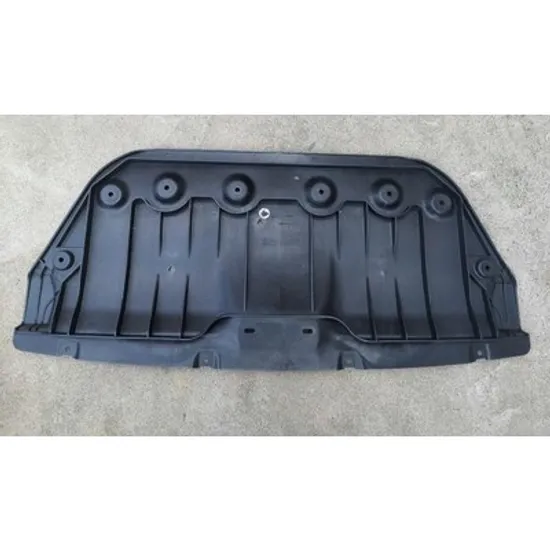 Scut Motor BMW 4 Coupe G22, G82 2020-> Scut motor fata plastic (spre fata) Perioada 2020 2021 2022 2023 2024 2025