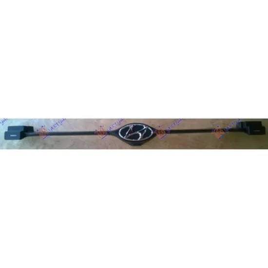 Grila fata HYUNDAI H-1 1997->2007 Grila inferior 2001-> (cromat) (O) Perioada 2001 2002 2003 2004 2005 2006 2007 2008