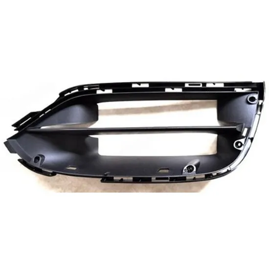 Grila Bara MERCEDES C-CLASS W205 2013-> Grila bara fata (C63 AMG) STANGA Perioada 2018 2019 2020 2021