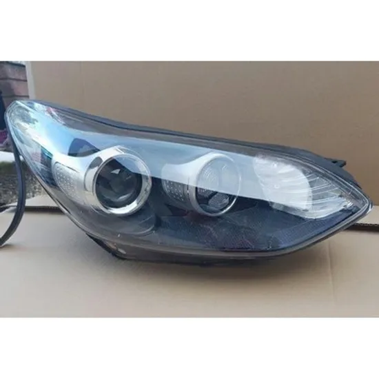 Faruri KIA SPORTAGE 4 2015-> Far (cu Daylight LED) (O) DREAPTA Perioada 2015 2016 2017 2018
