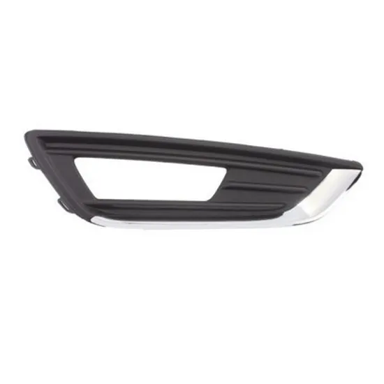 Grila Bara FORD FOCUS 3 2010->2019 Grila bara fata cu bandou cromat(cu gauri proiectoare ) dreapta, 2014-> Perioada 2014 2015 2016 2017 2018
