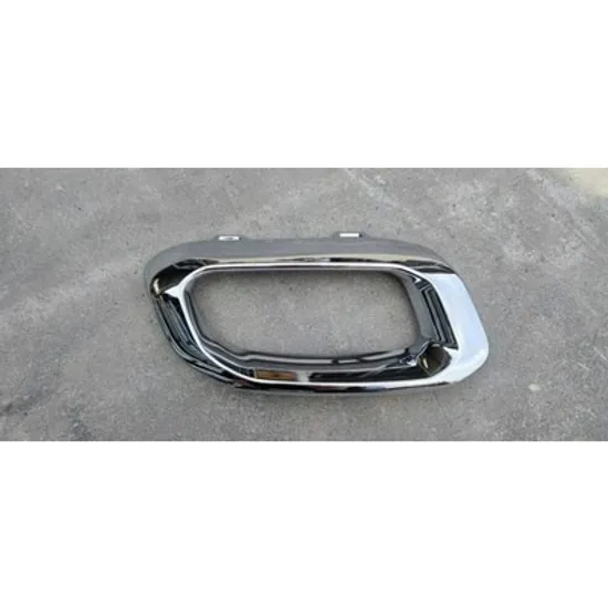 Bandou spate MERCEDES GLS X167 2019-> Ornament spate Bandou esapament cromat (AMG-LINE) DREAPTA Perioada 2019 2020 2021 2022 2023 2024