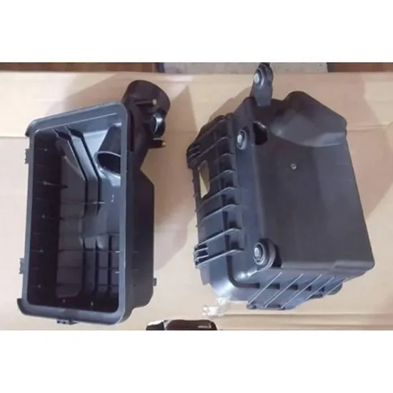 Carcasa filtru aer MITSUBISHI OUTLANDER 2 2006->2012 Carcasa filtru aer (MIVEC) Perioada 2007 2008 2009 2010 2011