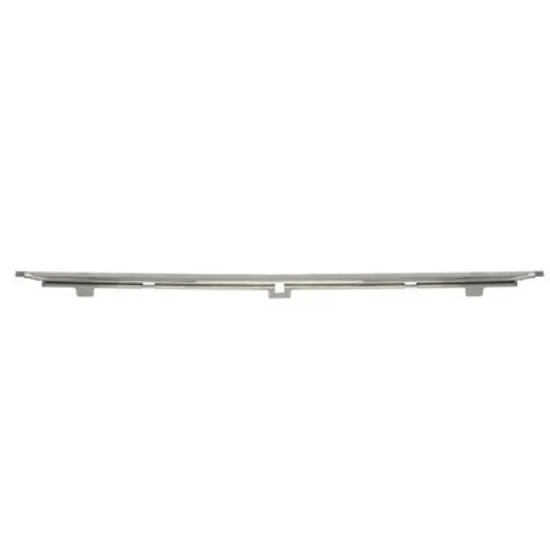 Bandou Grila BMW 5 E39 1995->2003 Ornament cromat suport numar fata Perioada 1995 1996 1997 1998 1999 2000 2001 2002 2003