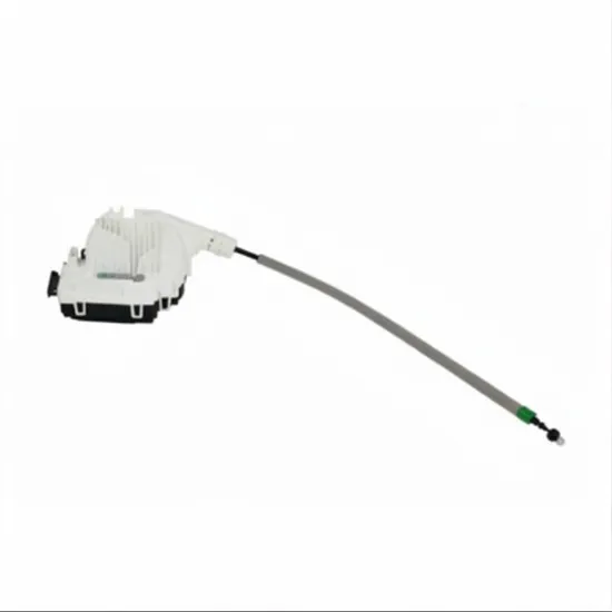 Broasca usa MERCEDES GLA-CLASS X156 2013-> Broasca usa fata electrica (4pini) DREAPTA Perioada 2014 2015 2016 2017