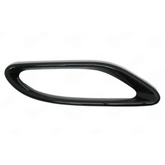 Bandou spate MERCEDES A-CLASS W177 2018-> Bandou Ornament esapament negru DREAPTA Perioada 2018 2019 2020 2021 2022 2023 2024