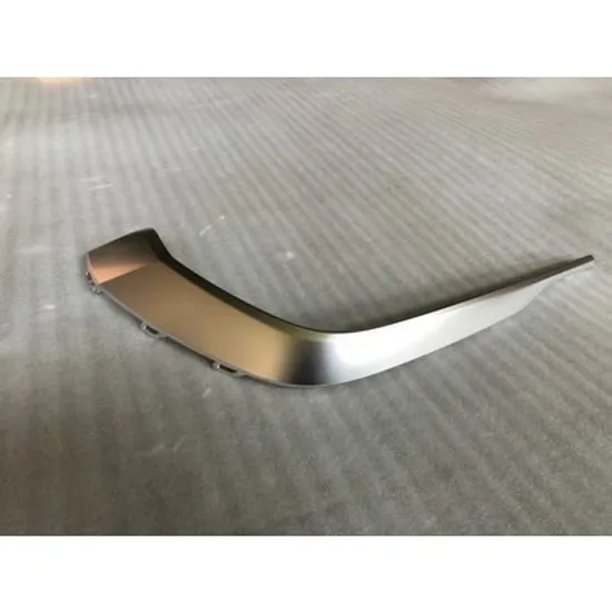 Bandou Bara spate AUDI A4 B9 2015-> Bandou bara spate cromat (S-LINE) DREAPTA Perioada 2019 2020 2021 2022 2023 2024