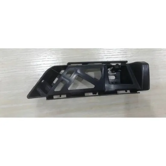 Armatura Bara spate MERCEDES S-CLASS W222 2013->2020 Armatura Bara spate plastic DREAPTA Perioada 2013 2014 2015 2016 2017