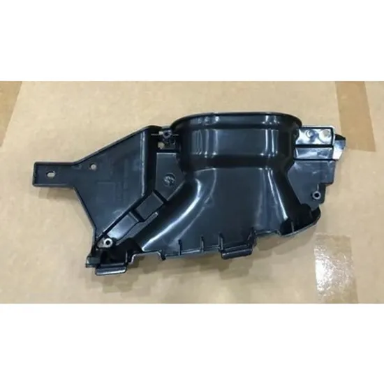 Bandou spate MERCEDES S-CLASS W222 2013->2020 Ornament spate Bandou esapament BASE DREAPTA Perioada 2017 2018 2019 2020