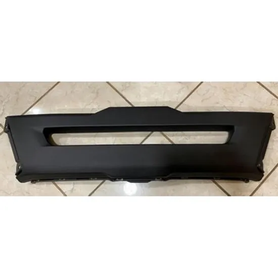 Grila Bara MITSUBISHI ECLIPSE CROSS 2018-> Grila bara fata acoperire superior (negru neted) Perioada 2018 2019 2020 2021 2022
