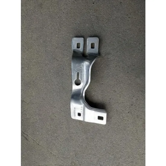 Suport Bara fata BMW X6 G06 2019-> Suport Armatura Bara fata inferioara interioara (aluminiu) STANGA Perioada 2019 2020 2021 2022 2023
