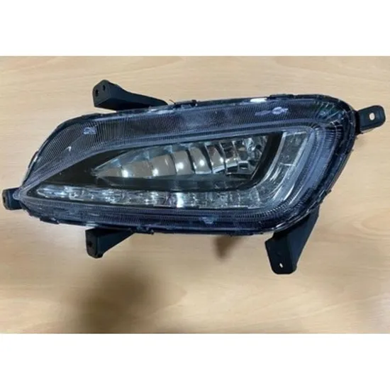 Proiector HYUNDAI TUCSON 3 2015->2020 Proiector (H8) cu Daylight LED STANGA Perioada 2015 2016 2017 2018