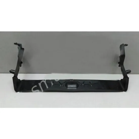 Admisie Aer BMW X6 G06 2019-> conducta admisie aer radiator inferioara plastic Perioada 2019 2020 2021 2022 2023
