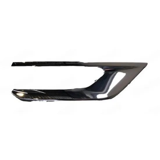 Ornament Proiector VOLVO XC90 2 2020-> Bandou proiector cromat DREAPTA Perioada 2020 2021 2022 2023 2024 2025