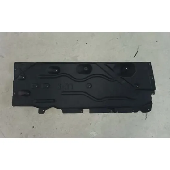Scut Motor BMW 2 Gran Coupe F44 2019-> Scut motor plastic DREAPTA Perioada 2019 2020 2021 2022 2023 2024