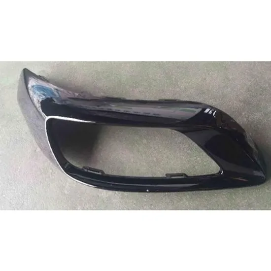 Bandou Spoiler spate AUDI Q7 2015-> Rama Spoiler Bara spate (S-LINE/SQ7) DREAPTA Perioada 2019 2020 2021 2022 2023 2024